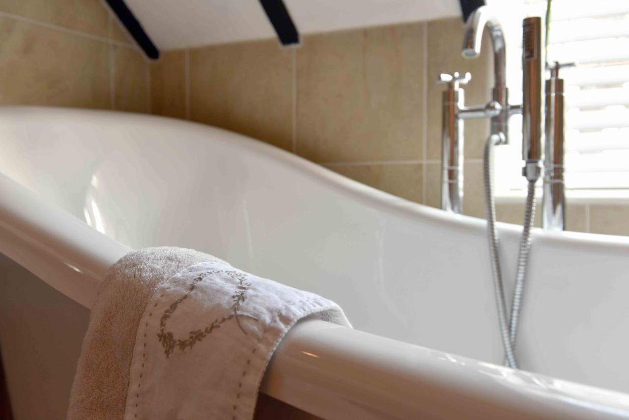 Luxury Eton House, 5 Minute Walk To Windsor Castle Villa Eksteriør bilde