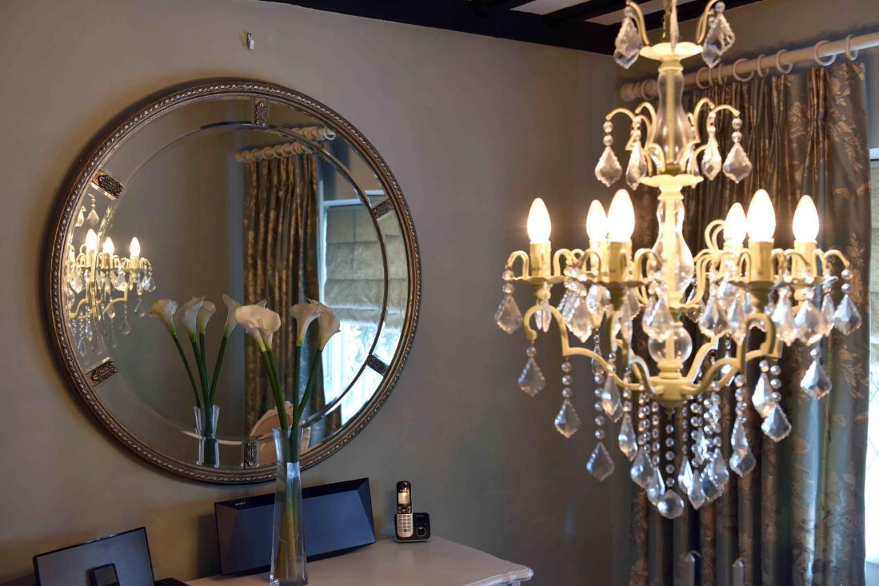 Luxury Eton House, 5 Minute Walk To Windsor Castle Villa Eksteriør bilde